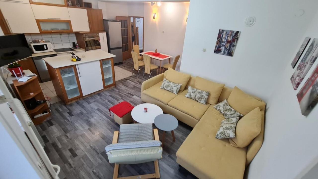 סקופיה Center Cosy Apartment מראה חיצוני תמונה